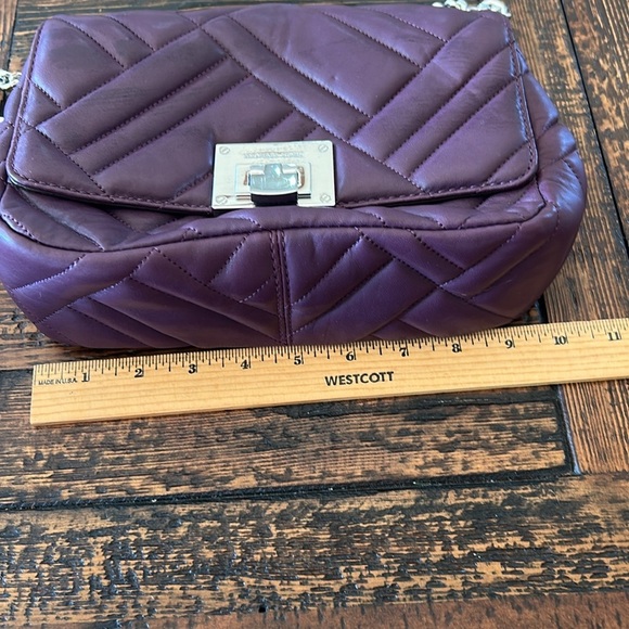 Michael Kors Purple Quilted Shoulder with Chain Strap Bag - Picture 2 of 10
